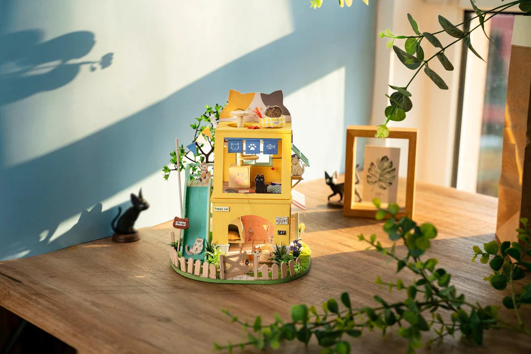 DIY Miniature House Cat House